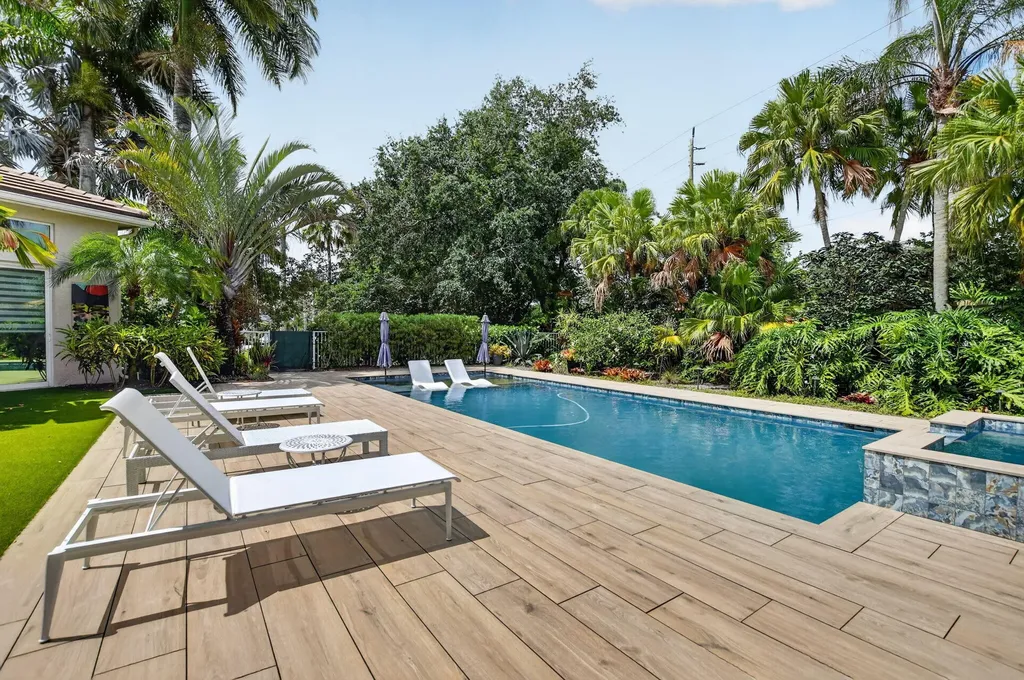 7843 Villa D Este Way Delray Beach FL 33446