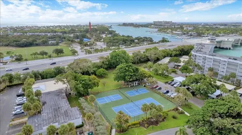 1648 Jupiter Cove Drive Jupiter FL 33469