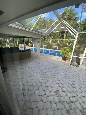 418 SW 7th Terrace Boca Raton FL 33486