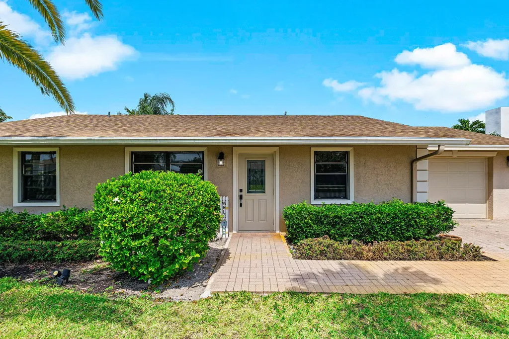 5175 Beechwood Road Delray Beach FL 33484