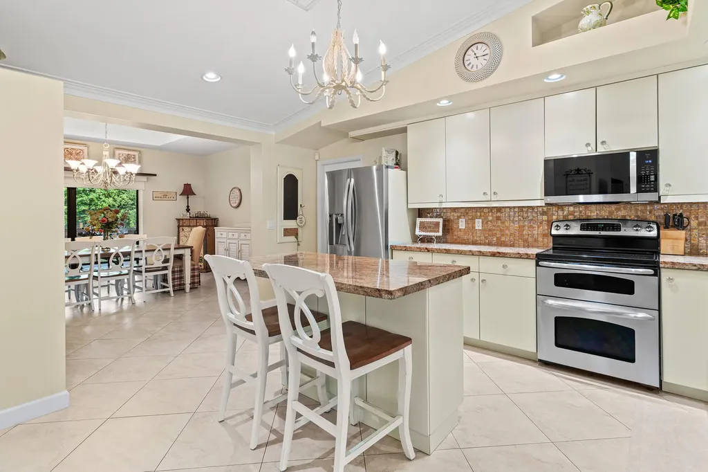 5175 Beechwood Road Delray Beach FL 33484