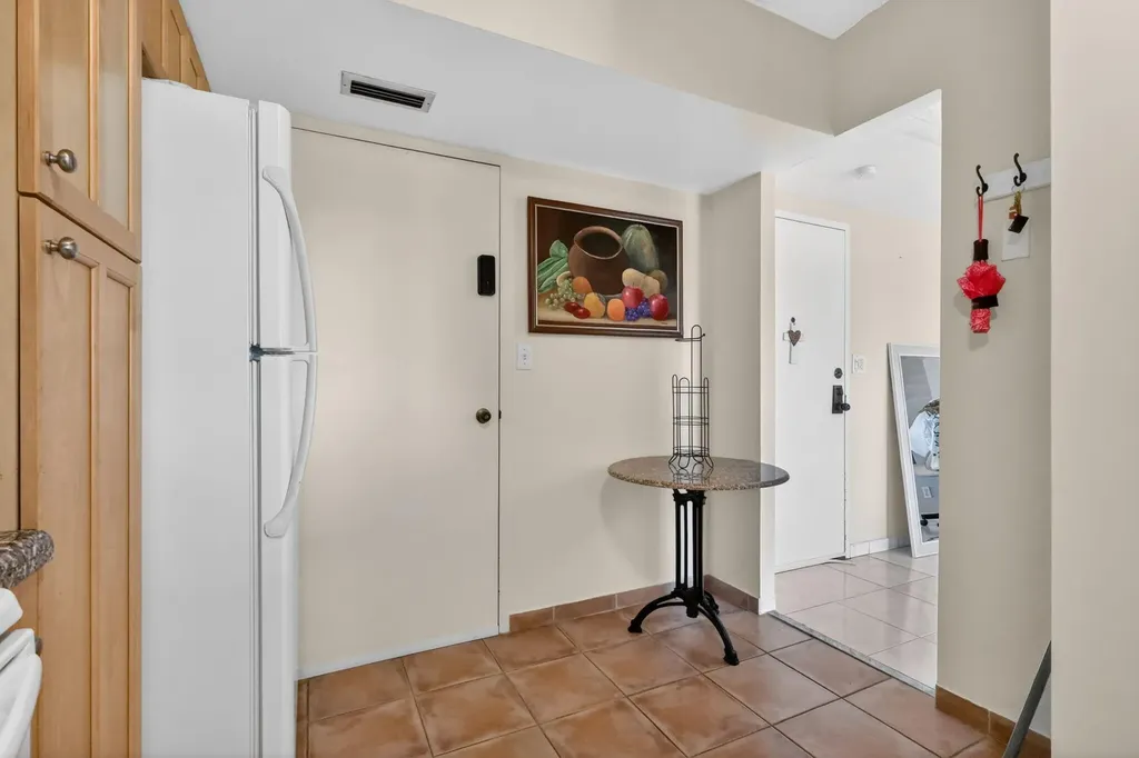 4330 Hillcrest Drive Hollywood FL 33021