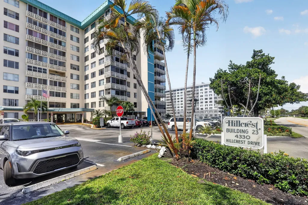 4330 Hillcrest Drive Hollywood FL 33021