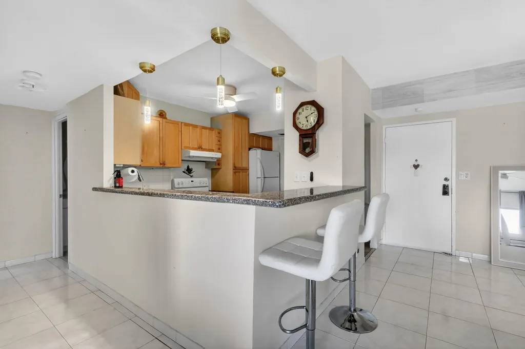 4330 Hillcrest Drive Hollywood FL 33021