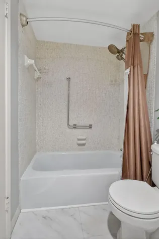 4330 Hillcrest Drive Hollywood FL 33021