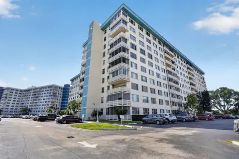 4330 Hillcrest Drive Hollywood FL 33021