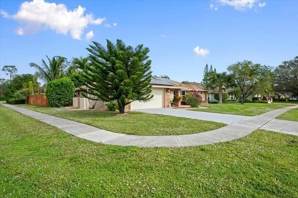 14447 Stirrup Lane Wellington FL 33414