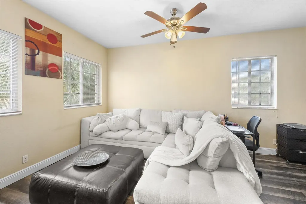3230 NW 32nd Terrace Oakland Park FL 33309