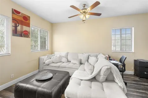 3230 NW 32nd Terrace Oakland Park FL 33309