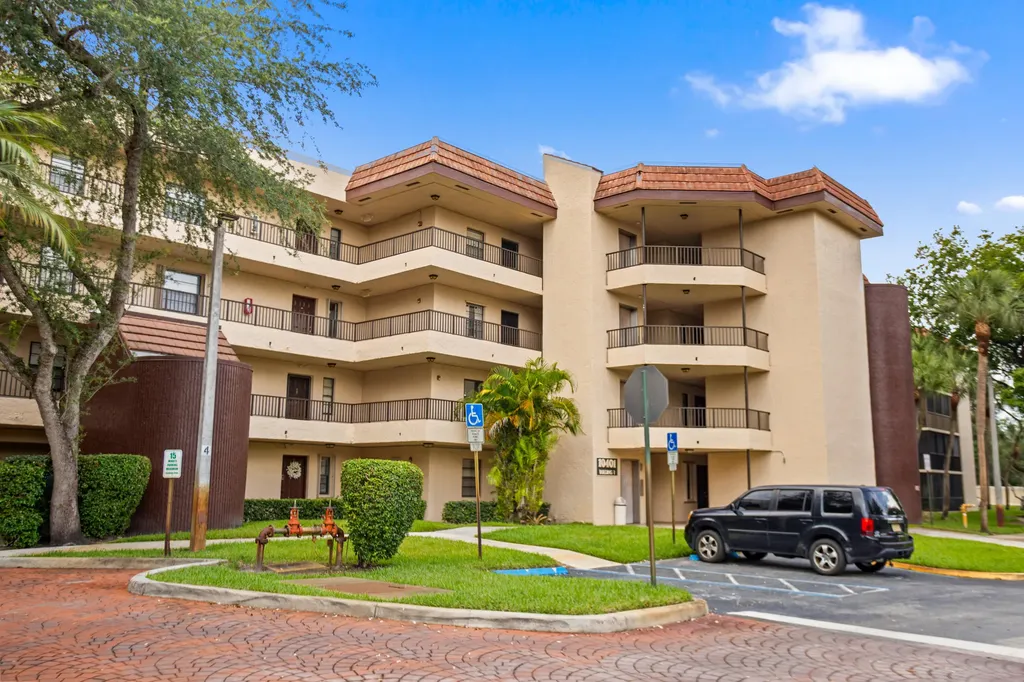10401 W Broward Boulevard Plantation FL 33324