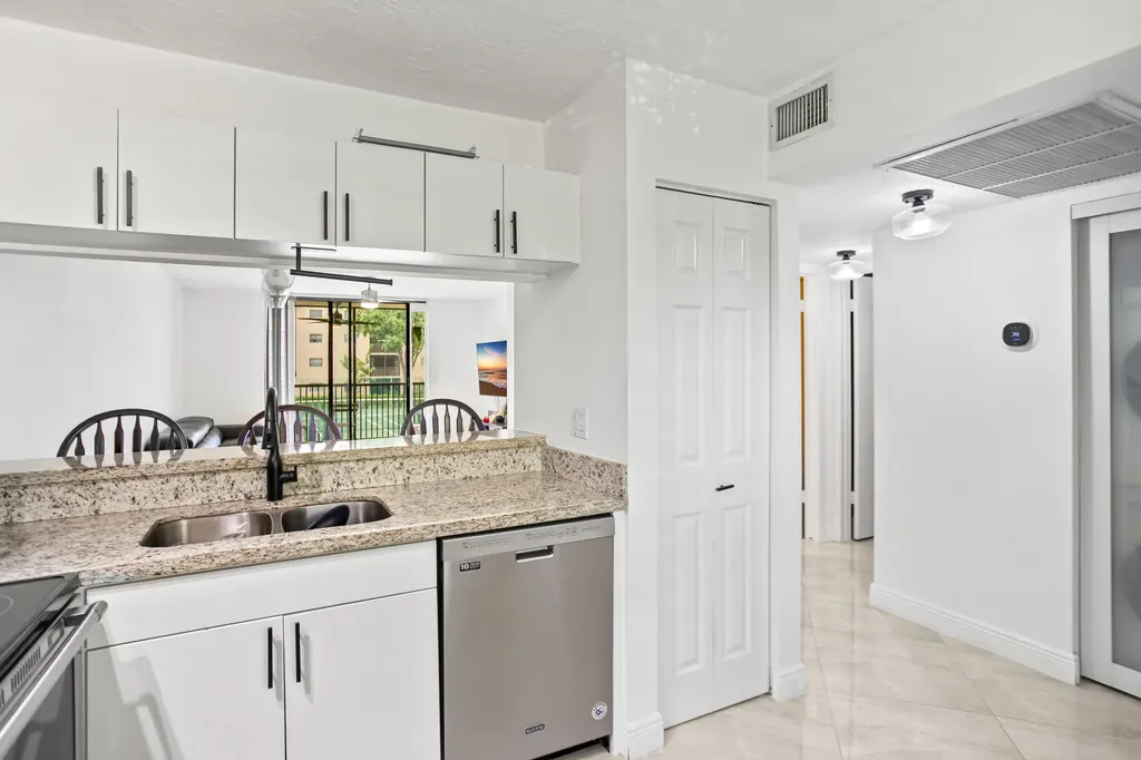 10401 W Broward Boulevard Plantation FL 33324