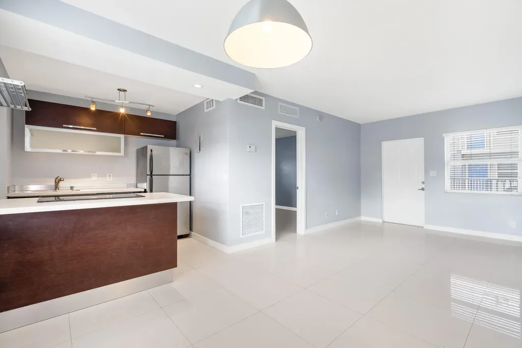 416 NE 15th Avenue Fort Lauderdale FL 33301