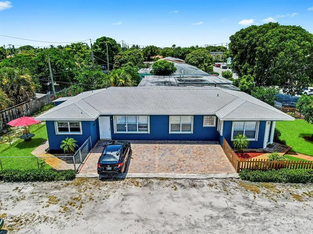1430 N J Street Lake Worth Beach FL 33460