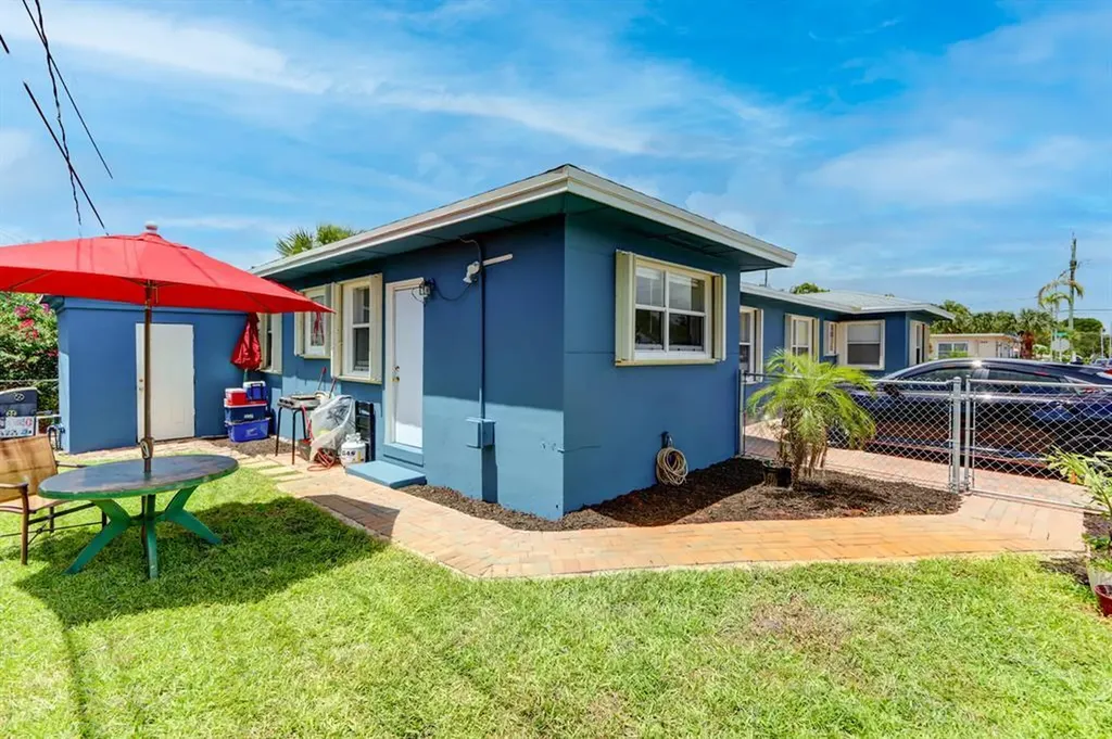 1430 N J Street Lake Worth Beach FL 33460