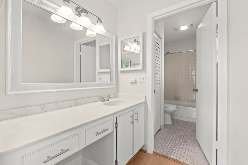 3001 SW 21st Terrace Delray Beach FL 33445