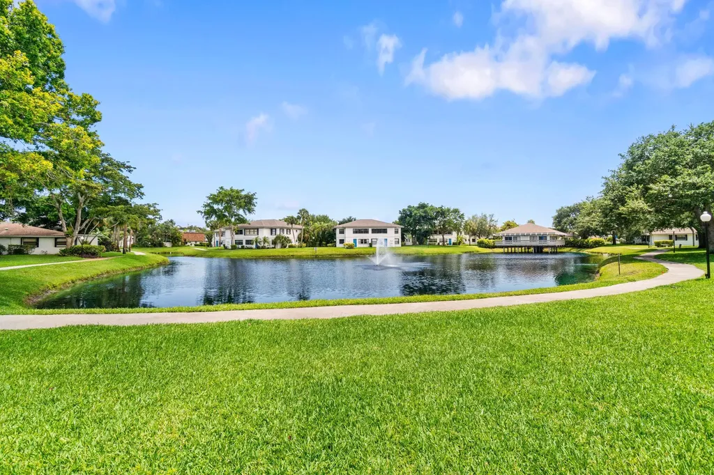 3001 SW 21st Terrace Delray Beach FL 33445