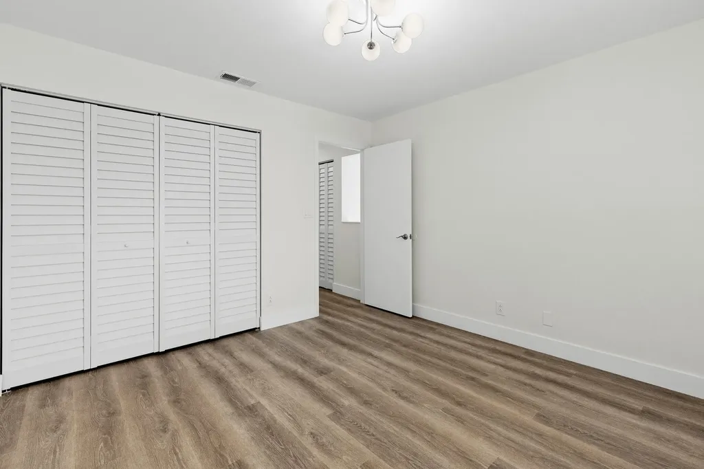 5521 Ilford Court Boca Raton FL 33486