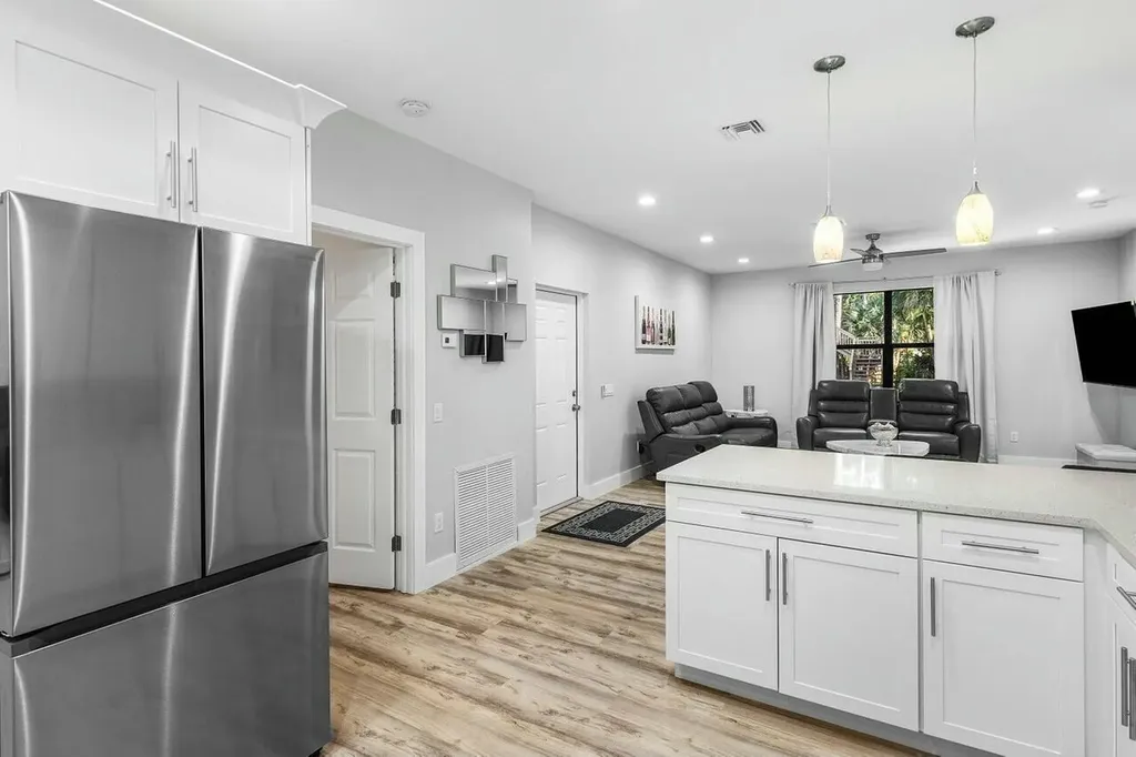 9266 Pinion Drive Lake Worth FL 33467