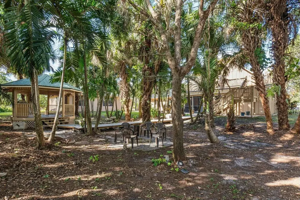 9266 Pinion Drive Lake Worth FL 33467
