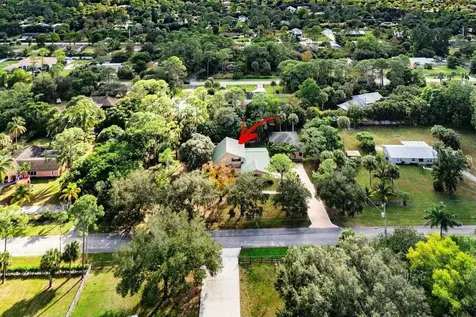 9266 Pinion Drive Lake Worth FL 33467
