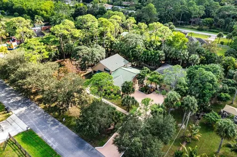 9266 Pinion Drive Lake Worth FL 33467