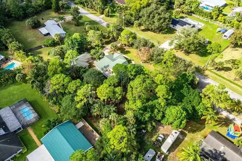 9266 Pinion Drive Lake Worth FL 33467