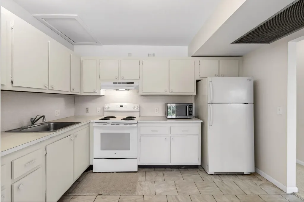 35 Mansfield A Boca Raton FL 33434