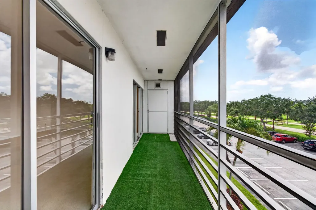 35 Mansfield A Boca Raton FL 33434