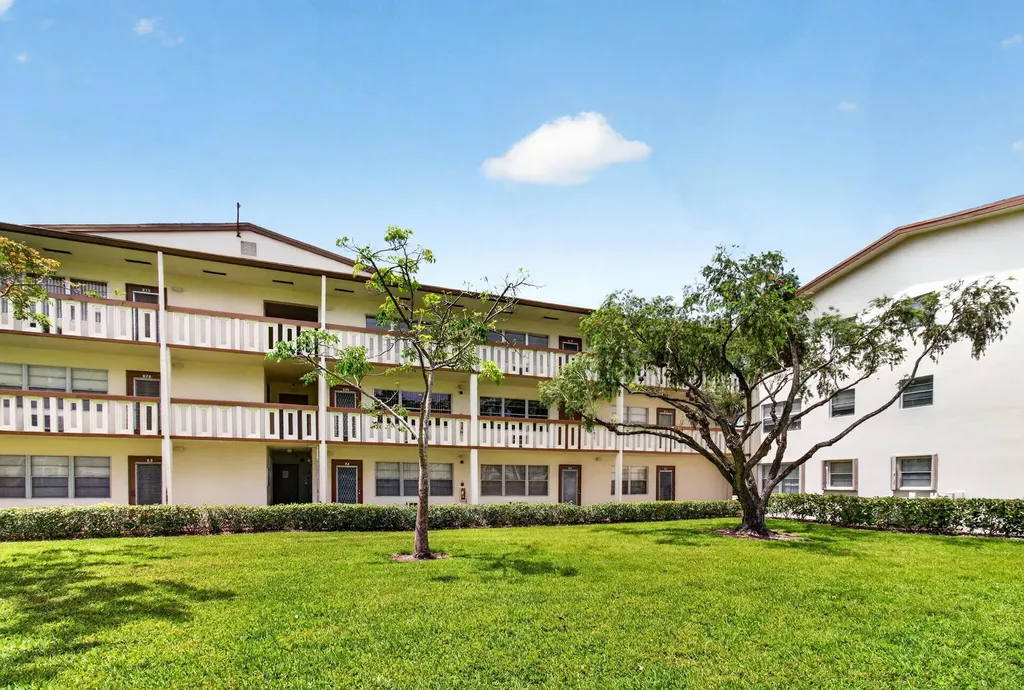 35 Mansfield A Boca Raton FL 33434