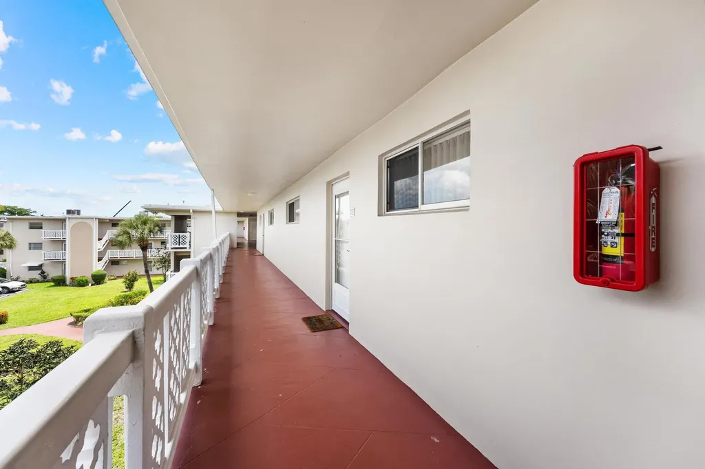 2682 S Garden Drive Lake Worth FL 33461