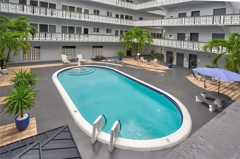 1818 Rodman Street Hollywood FL 33020