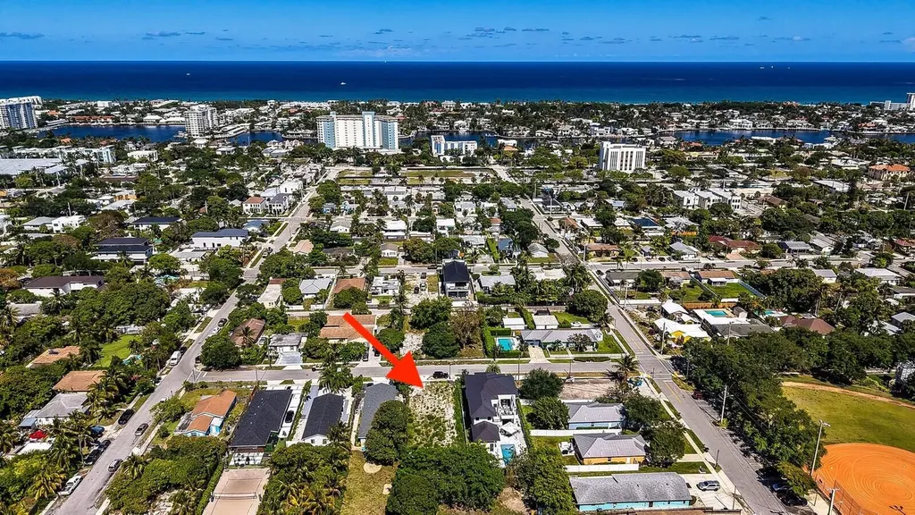 618 SE 2nd Avenue Delray Beach FL 33483