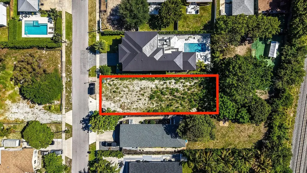 618 SE 2nd Avenue Delray Beach FL 33483