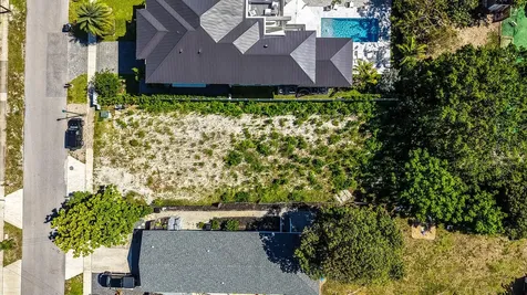 618 SE 2nd Avenue Delray Beach FL 33483