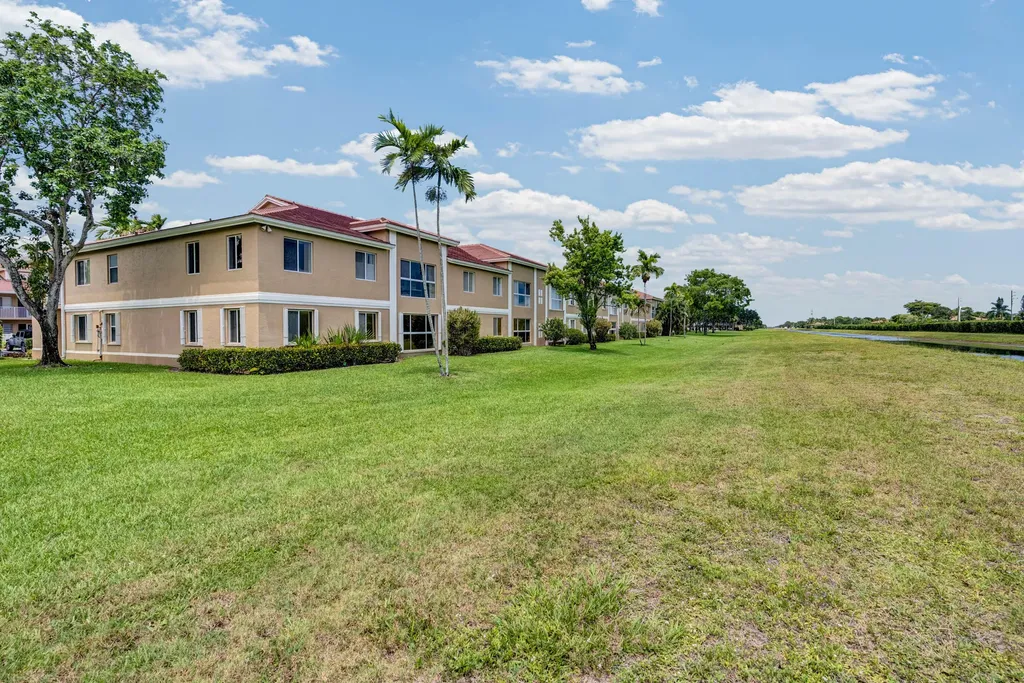5952 Regal Glen Drive Boynton Beach FL 33437