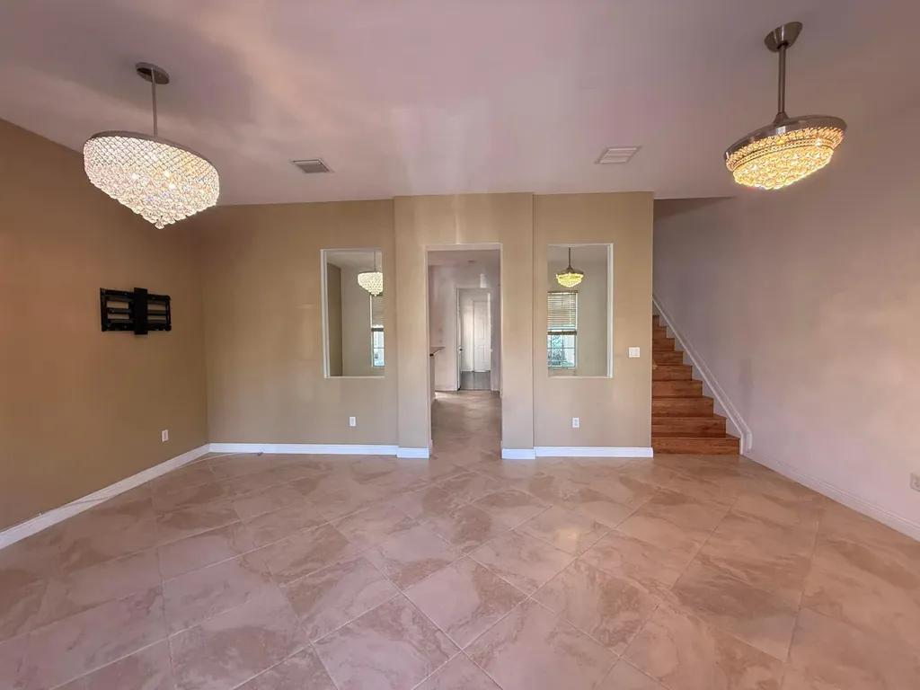8309 NW 8th Way Boca Raton FL 33487