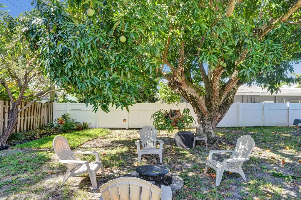 3930 NE 21st Avenue Fort Lauderdale FL 33308