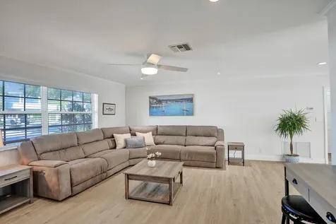 3930 NE 21st Avenue Fort Lauderdale FL 33308