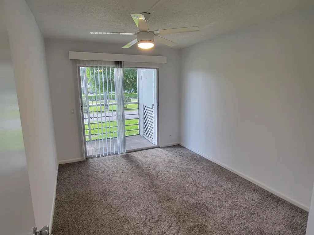 613 Fanshaw Boca Raton FL 33434