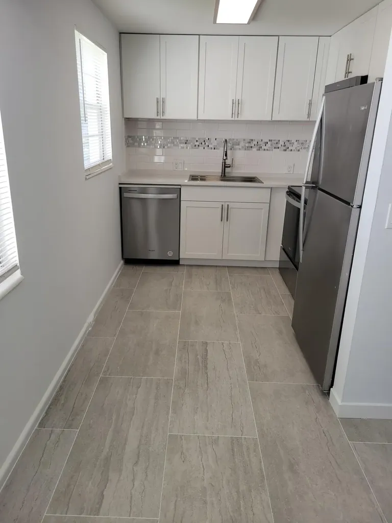 613 Fanshaw Boca Raton FL 33434