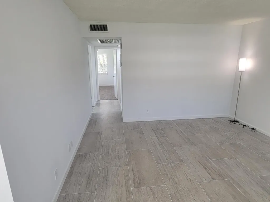 613 Fanshaw Boca Raton FL 33434