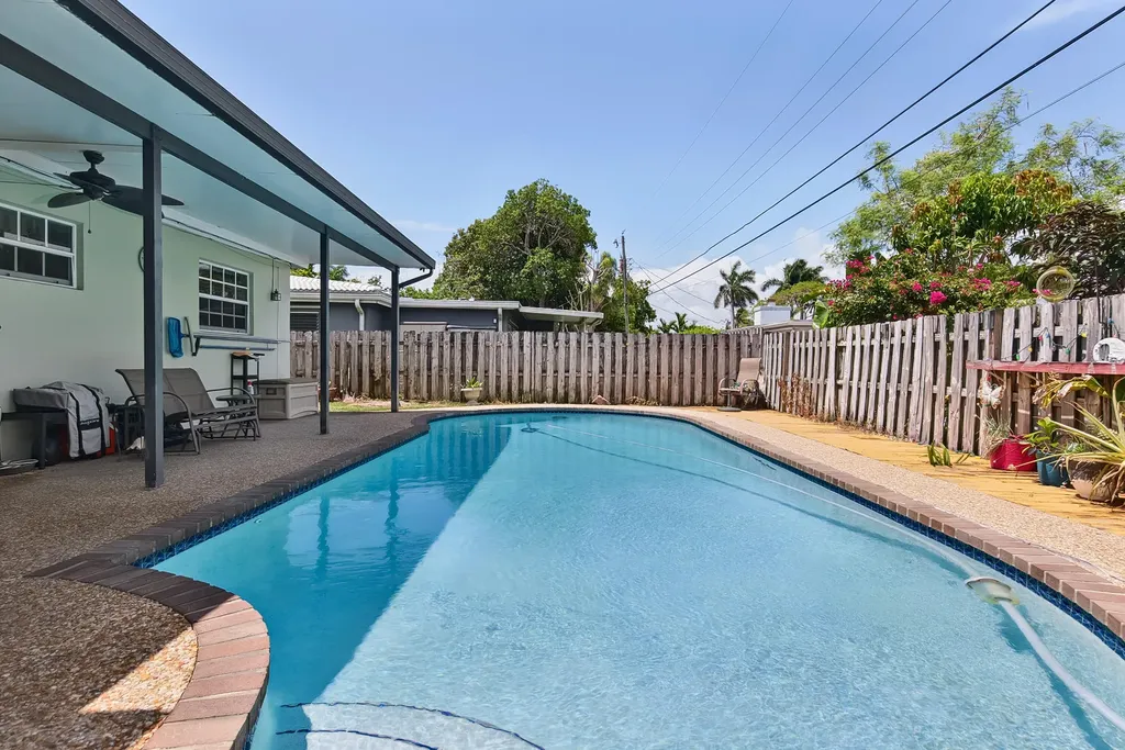 1131 SW 3rd Terrace Pompano Beach FL 33060