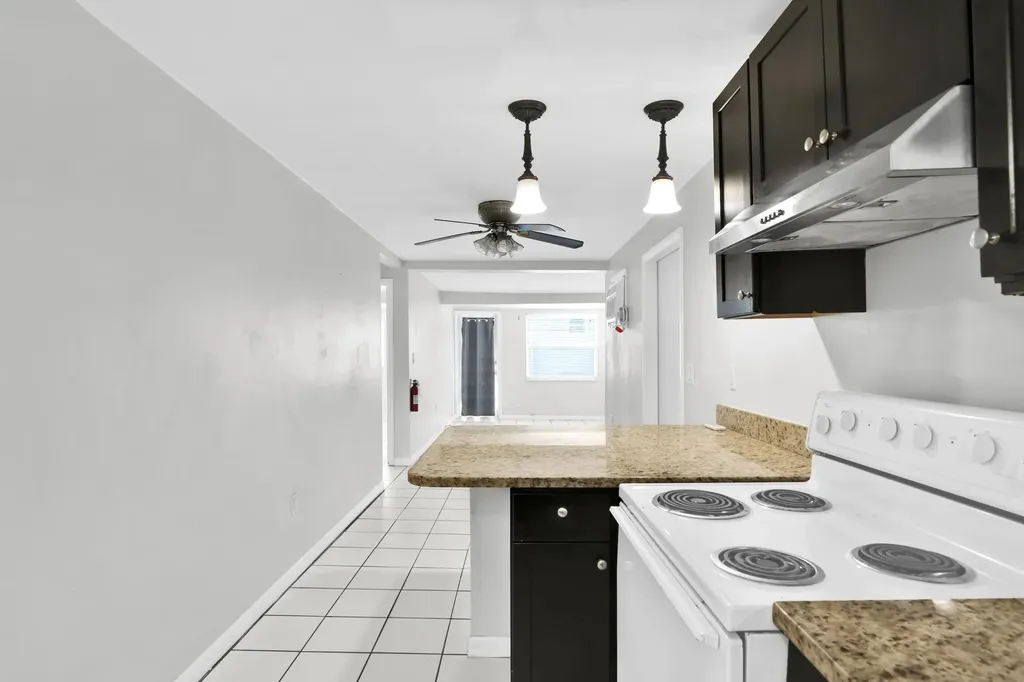 817 N J Street Lake Worth Beach FL 33460