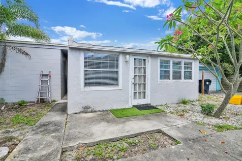 817 N J Street Lake Worth Beach FL 33460