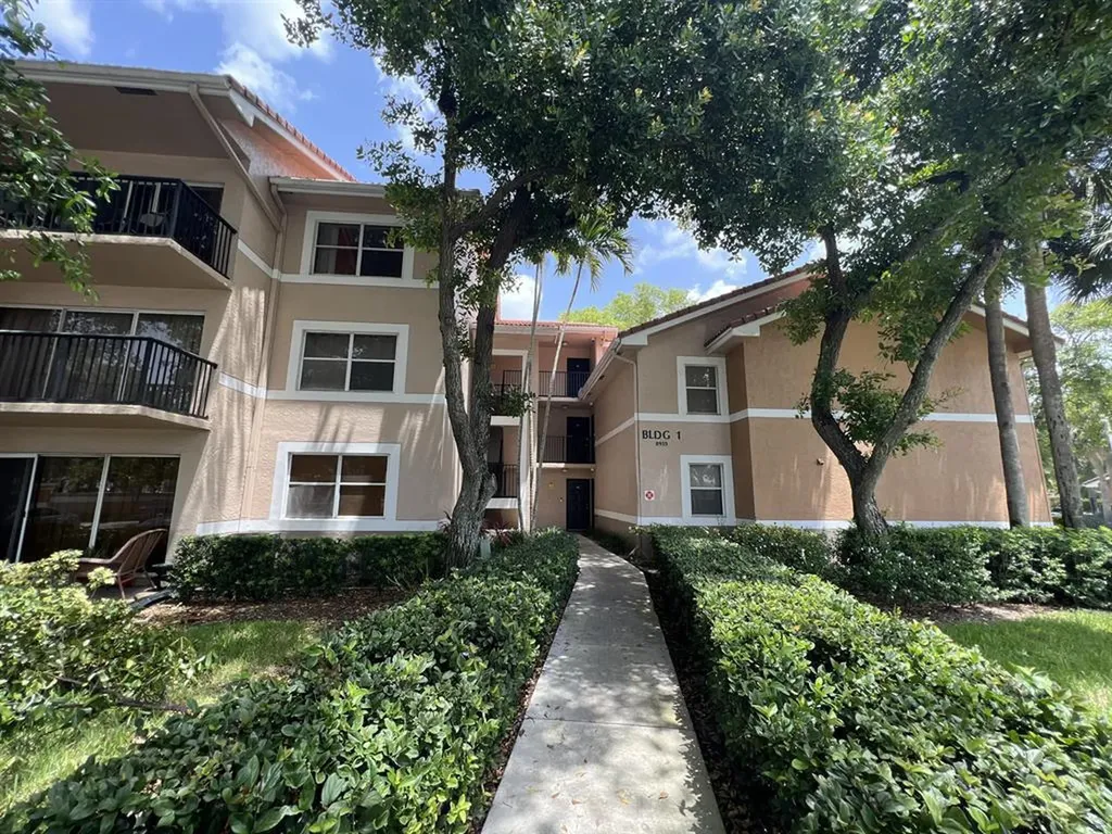 8955 Wiles Road Coral Springs FL 33067