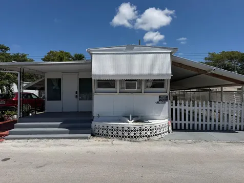 820 SW 1st Place Hallandale Beach FL 33009
