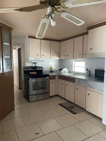 820 SW 1st Place Hallandale Beach FL 33009