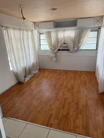 820 SW 1st Place Hallandale Beach FL 33009