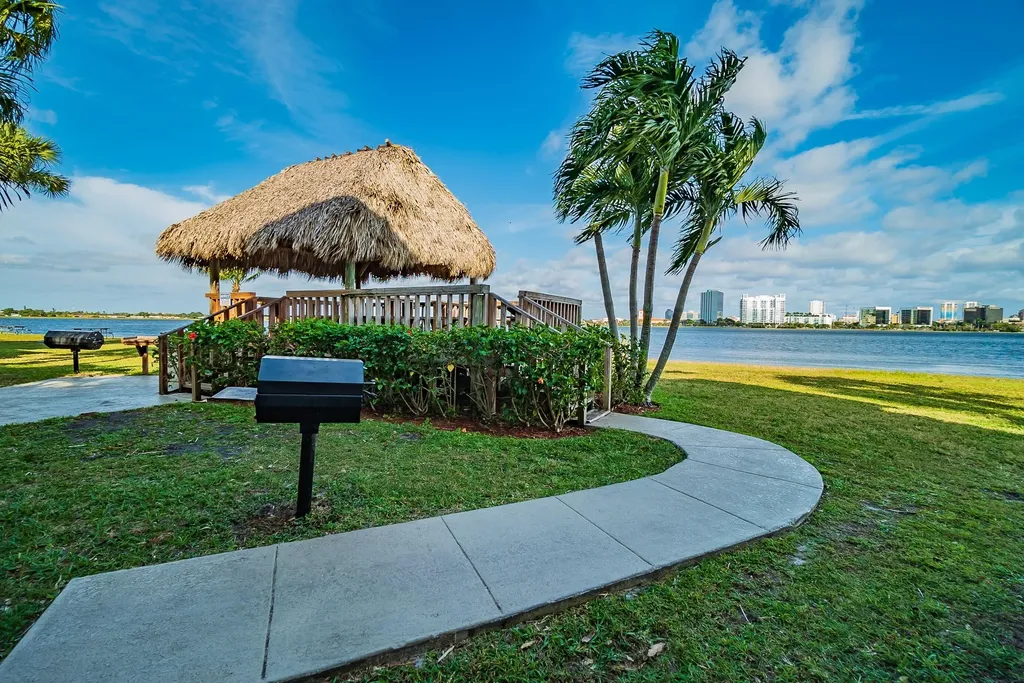752 Executive Center Drive West Palm Beach FL 33401