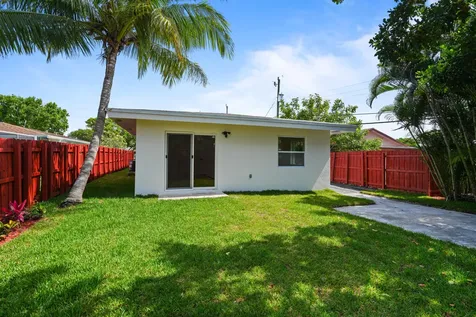 1404 NE 2nd Street Pompano Beach FL 33060